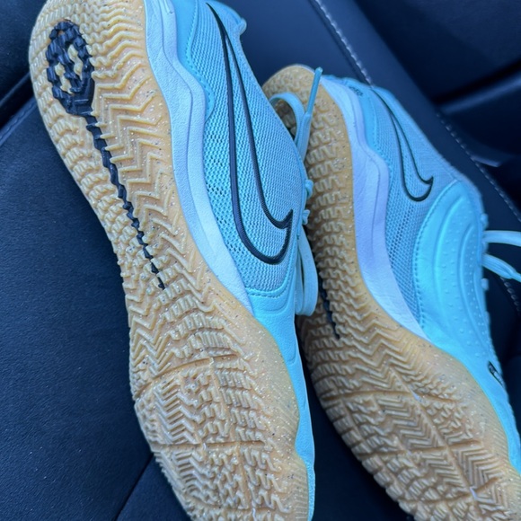 Nike Fly Touch Lite indoor soccer/futsal shoes, size 6.5 - Picture 4 of 5